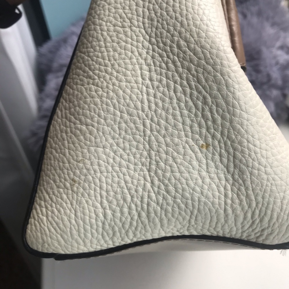 Kate Spade Purse - Picture 5 of 13